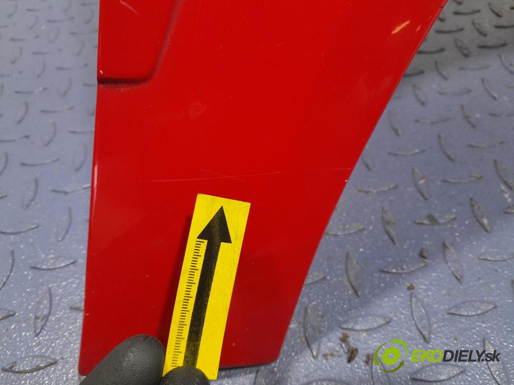 Opel Astra 2007 blatník Predné v pravo: