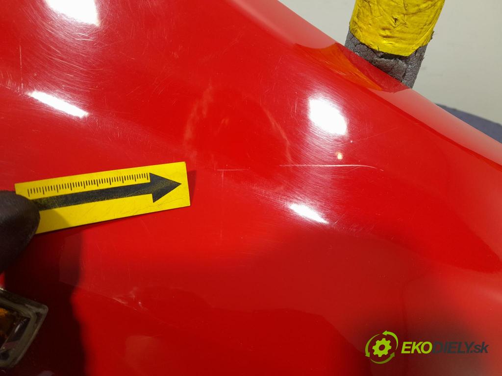 Opel Astra 2007 blatník Predné v pravo: