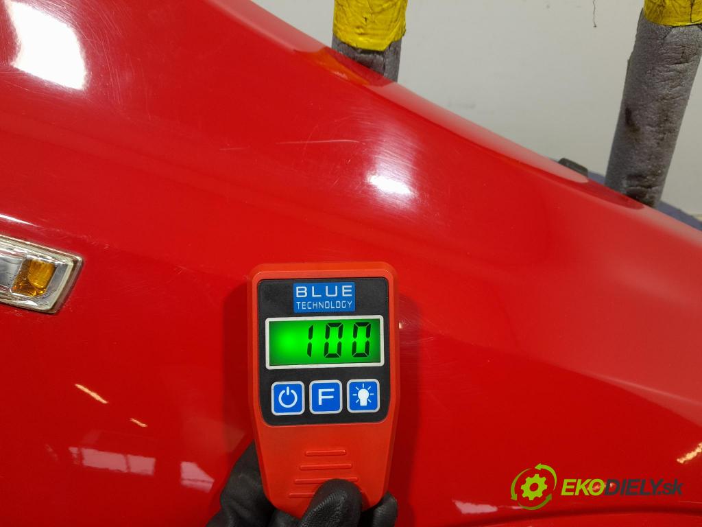 Opel Astra 2007 blatník Predné v pravo: