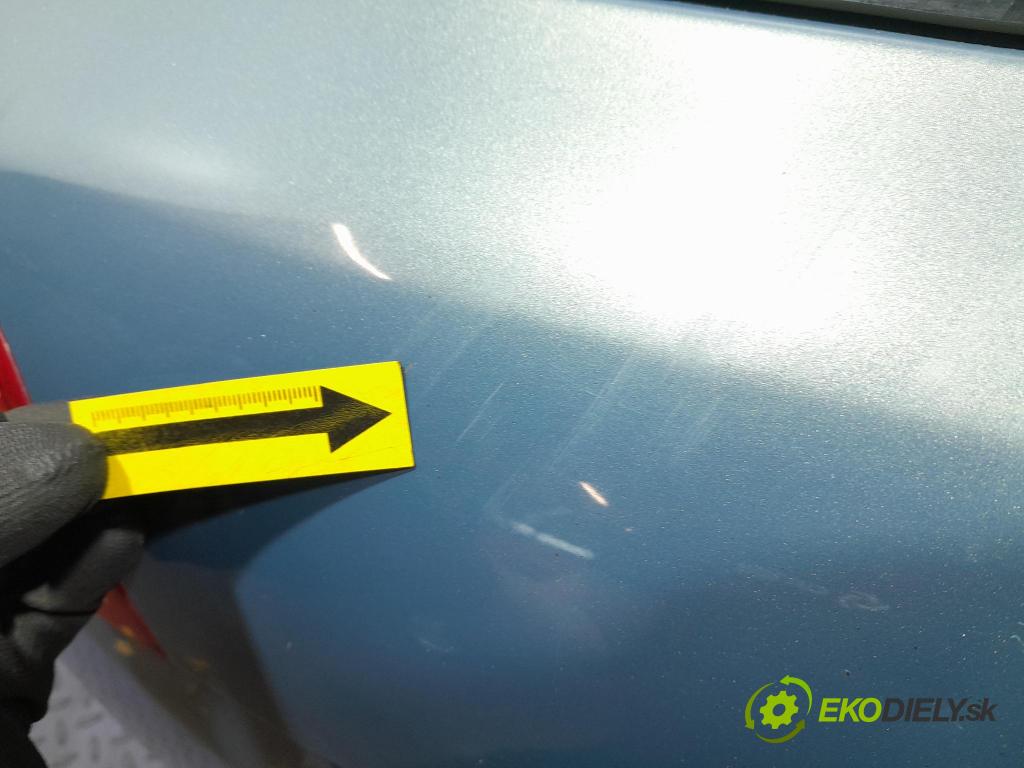 Audi A3 2010 zadna dveře kufra: kufra: