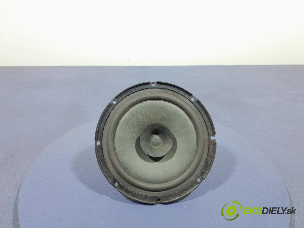 Iveco Stralis 2018 Reproduktor / Subwoofer: 504294177