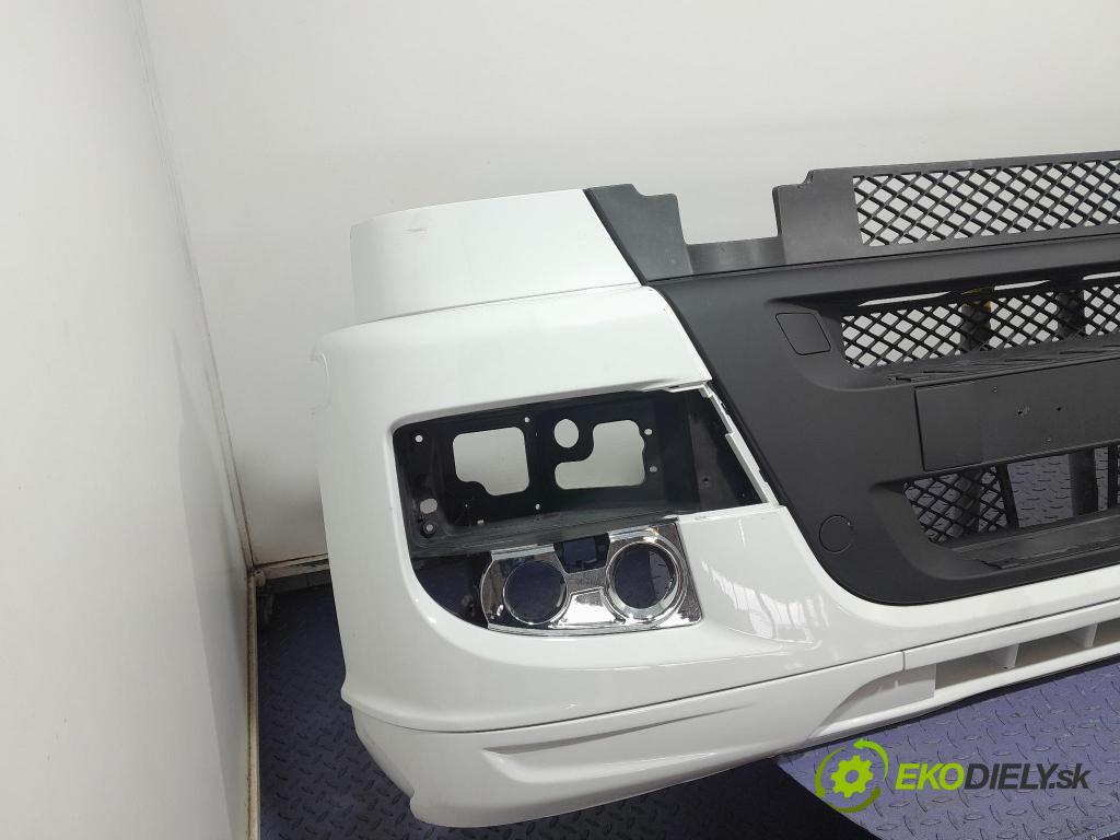 Iveco Stralis 2018 nárazník před