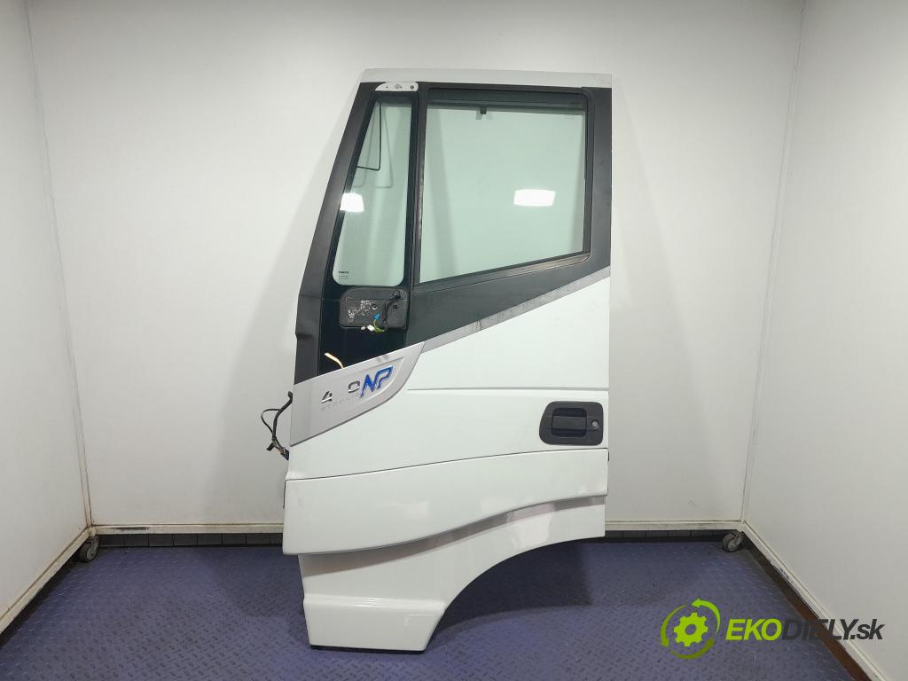 Iveco Stralis 2018 dveře před Vlevo, odjet: