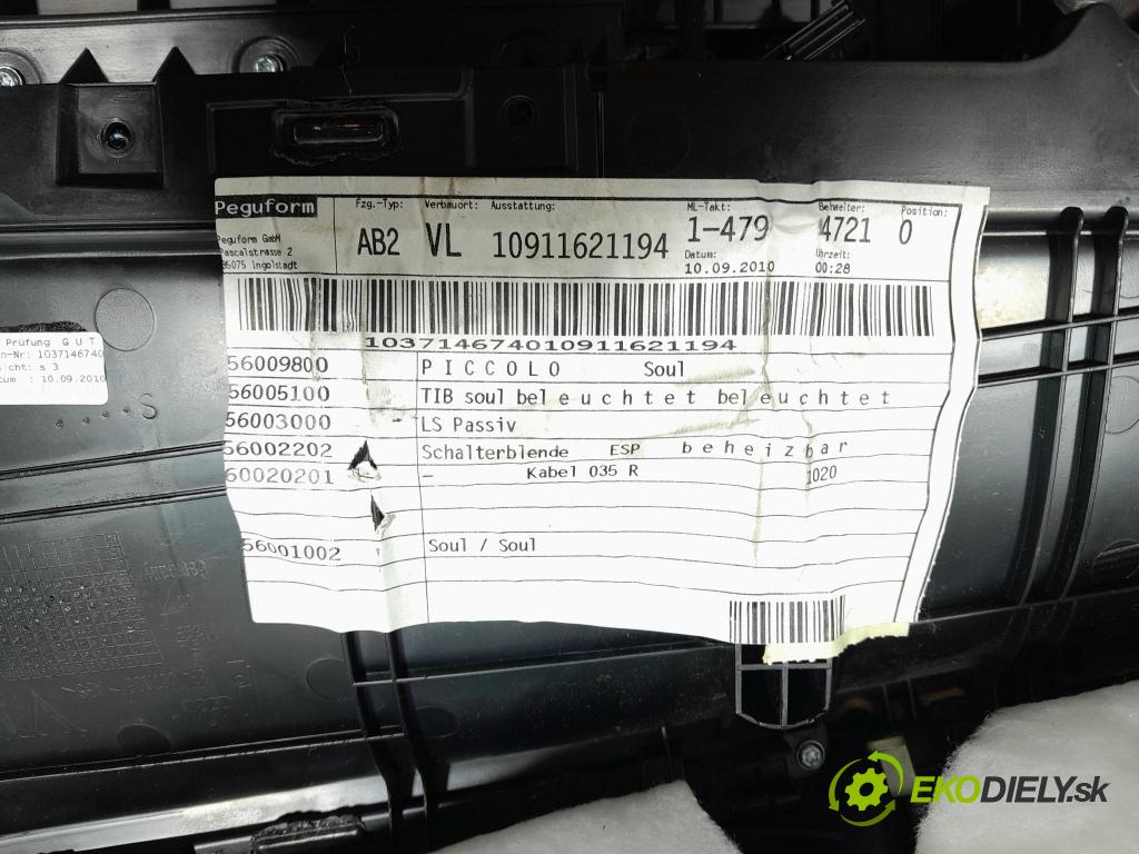 Audi A3 2010 Čalounictví: dvere Predné ľavá 8P4867105