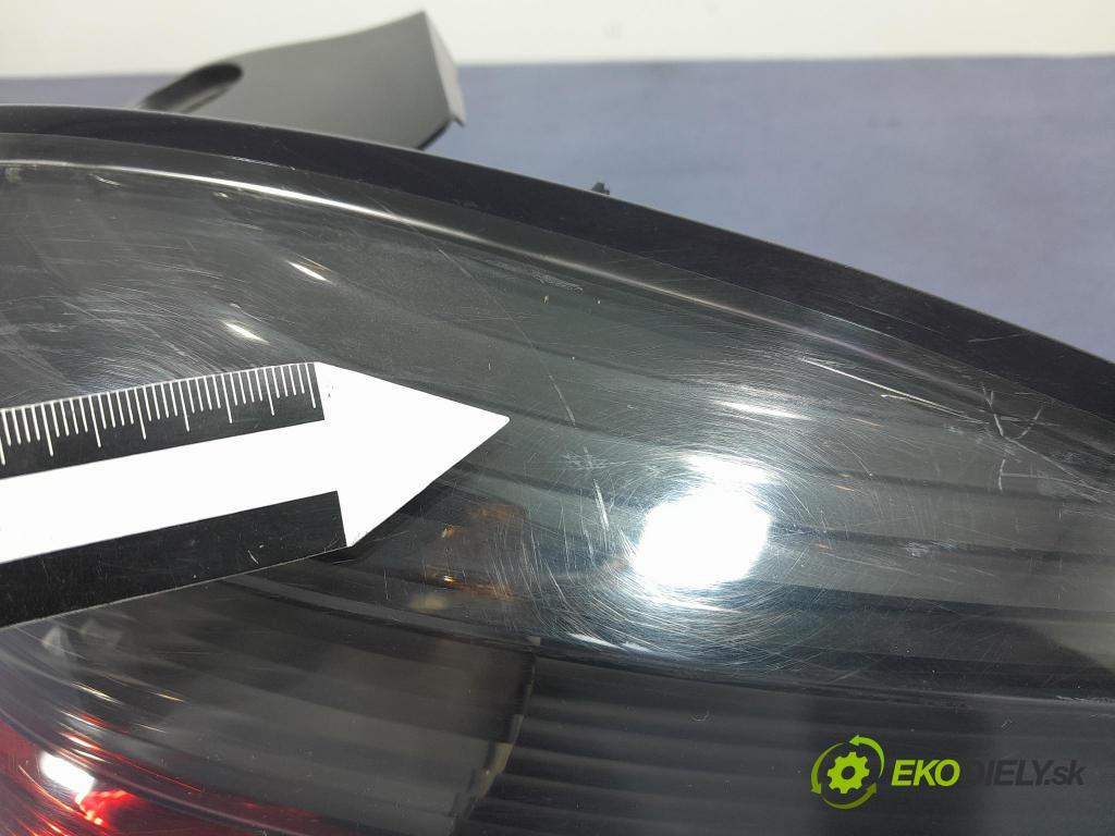 Opel Astra 2007 svetlo / reflektor zad Prava: Vonkajsia: 24451834