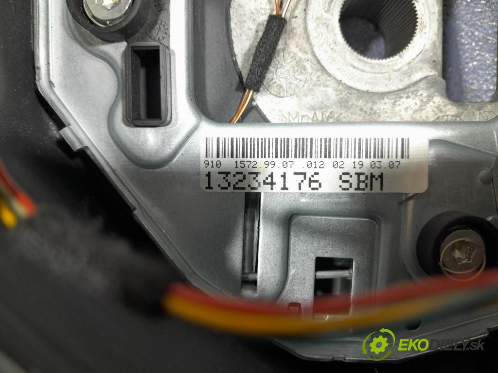 Opel Astra 2007 volant 13234176