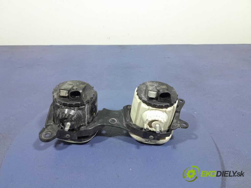 Iveco Stralis 2018 Halogen v pravo: 504173478