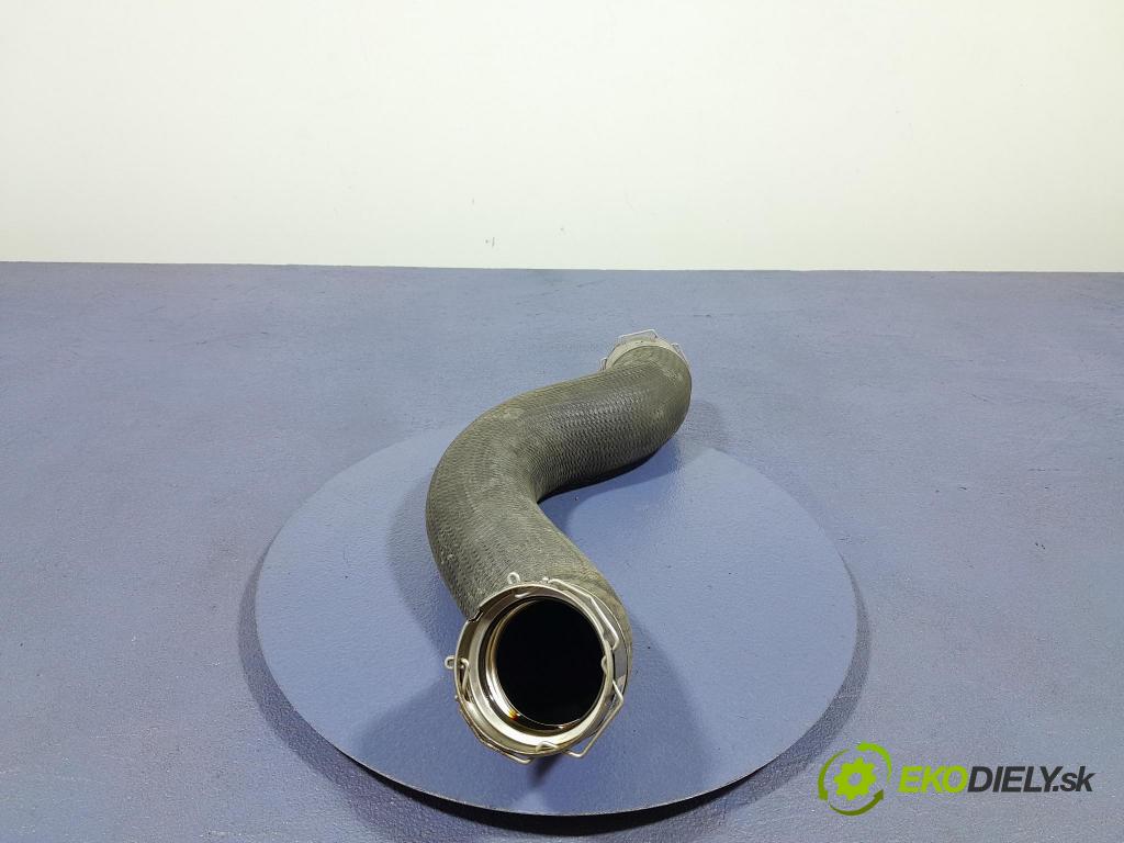 Bmw Seria 3 2023 trubka Vzduch: 8572856