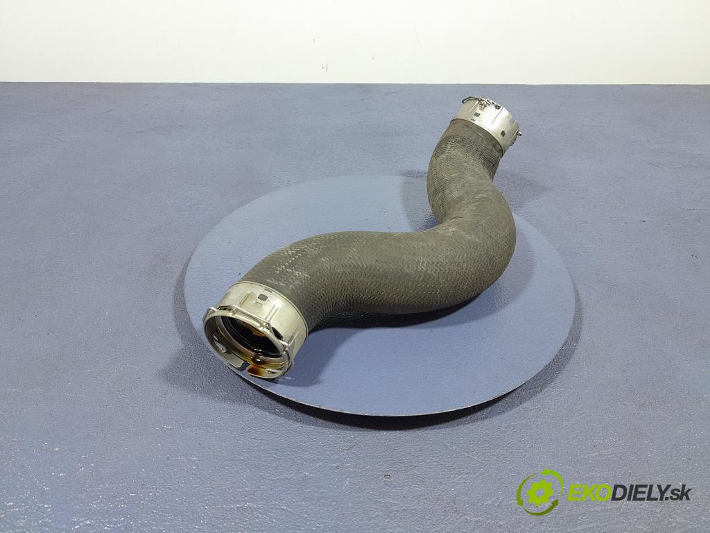 Bmw Seria 3 2023 trubka Vzduch: 8572856