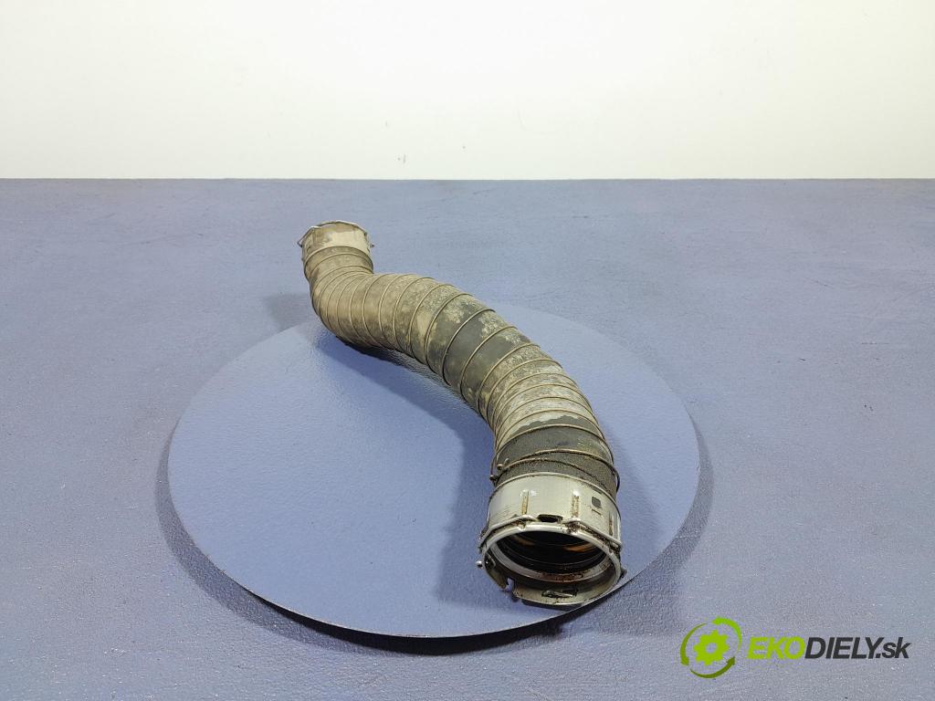 Bmw Seria 3 2023 rúrka Vzduch: 8654521