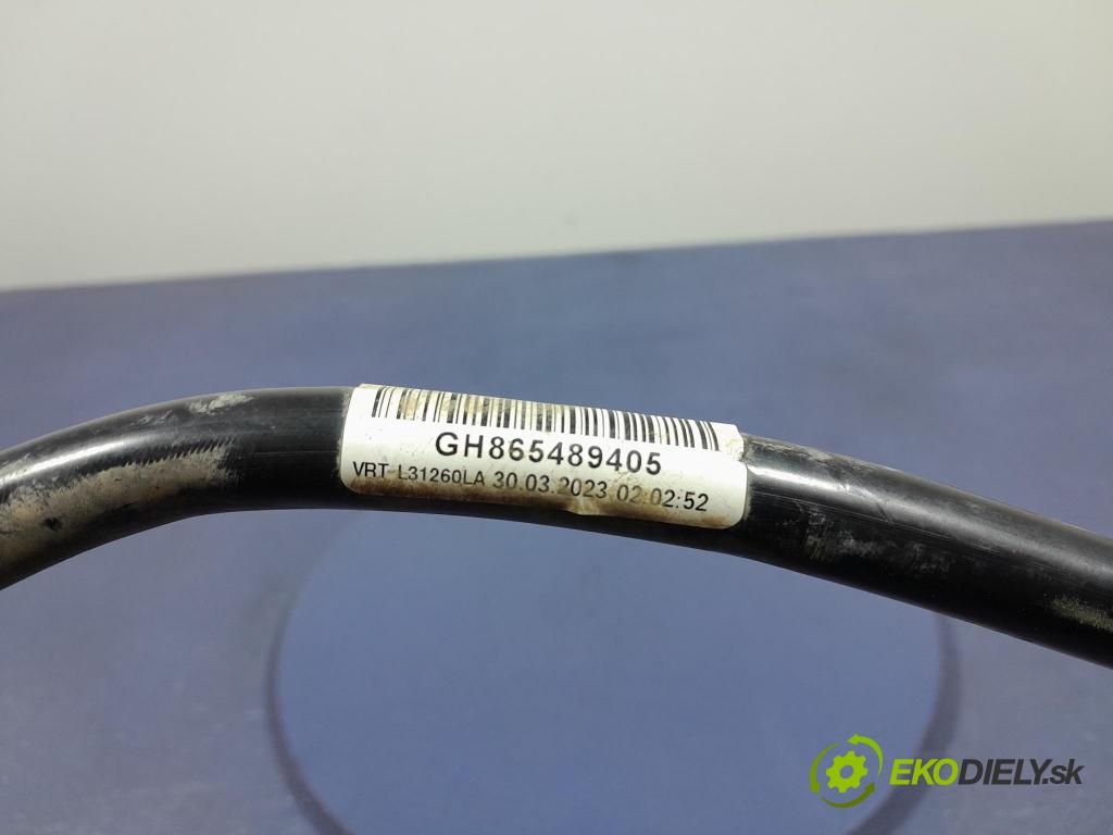 Bmw Seria 3 2023 rúrka Olej 8654894