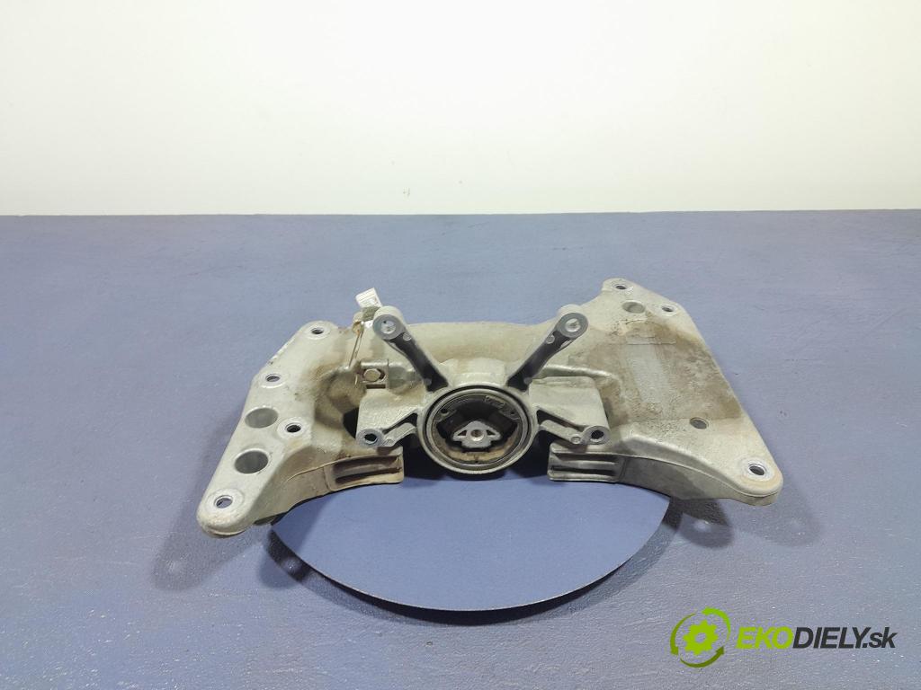Bmw Seria 3 2023 Polštář: / Tlapka: Truhly: Ozubené kola: 9485331