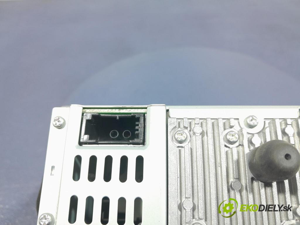 Volvo S40 2006 Radio I Navigácia: 30752889