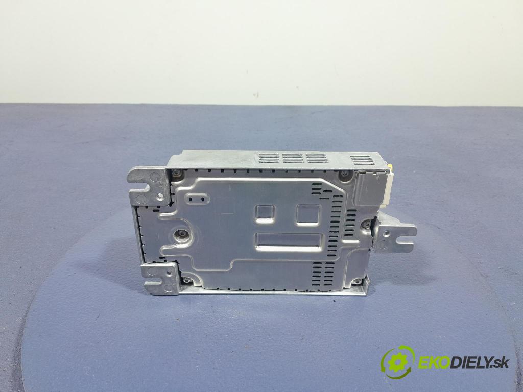 Bmw Seria 3 2023 Zesilovač: 5A923D1