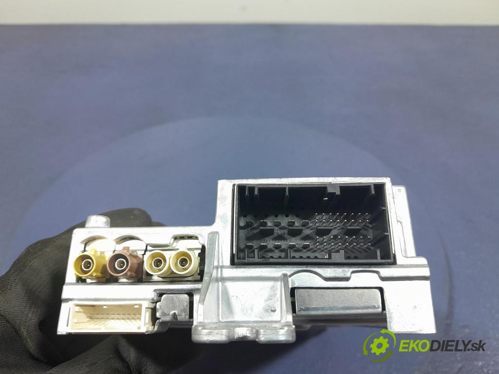 Bmw Seria 3 2023 Zesilovač: 5A923D1