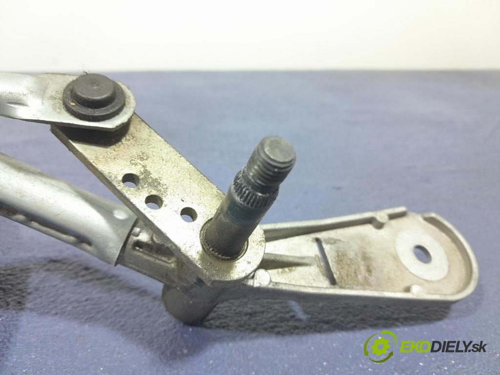 Bmw Seria 3 2023 mechanismus motorek Stěrače: před 7427901