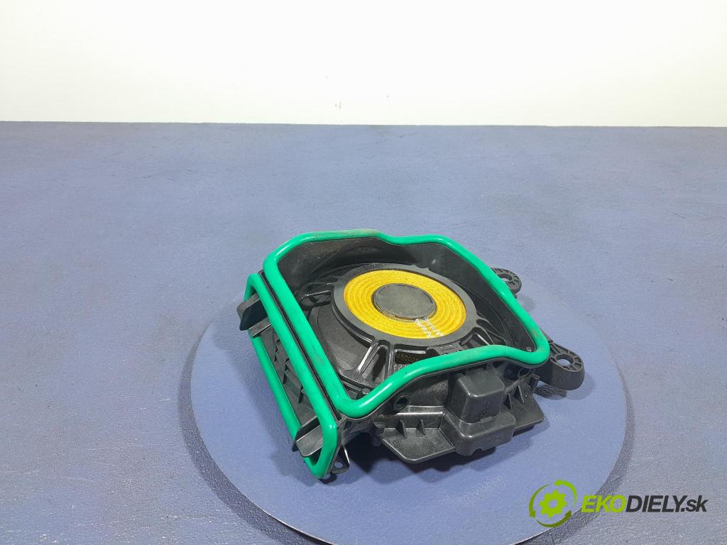 Bmw Seria 3 2023 Reproduktor / Subwoofer: 2622862