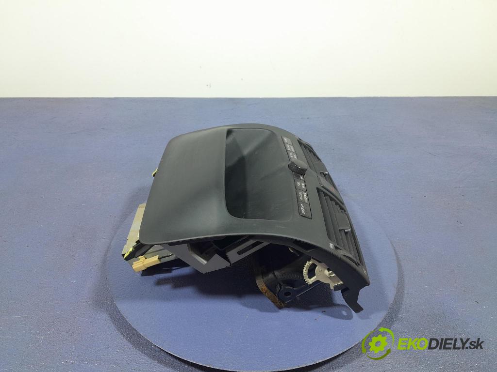 Toyota Avensis 2004 Zobrazit: Rádio: / GPS 86110-05020