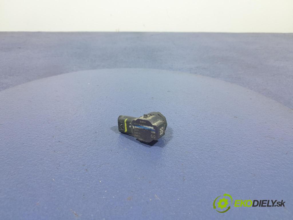 Bmw Seria 3 2023 snímač / řídící jednotka PDC 9826784