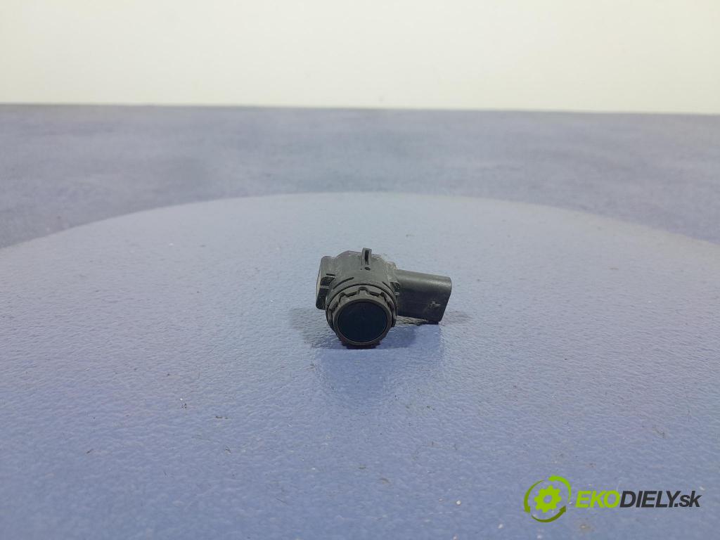 Bmw Seria 3 2023 snímač / řídící jednotka PDC 9826784