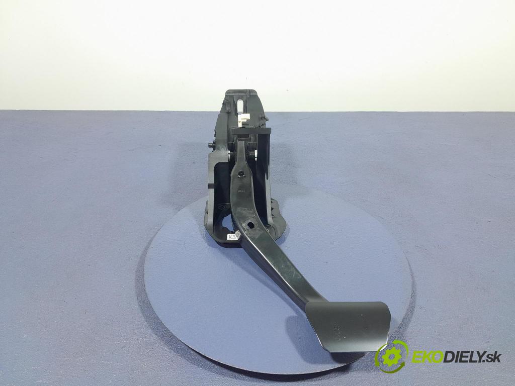 Bmw Seria 3 2023 pedály 6891123