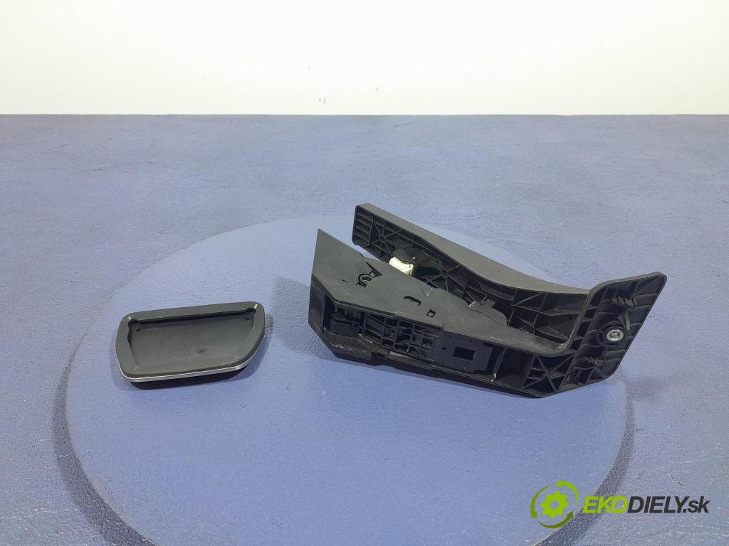 Bmw Seria 3 2023 pedal Plyn: 6889820