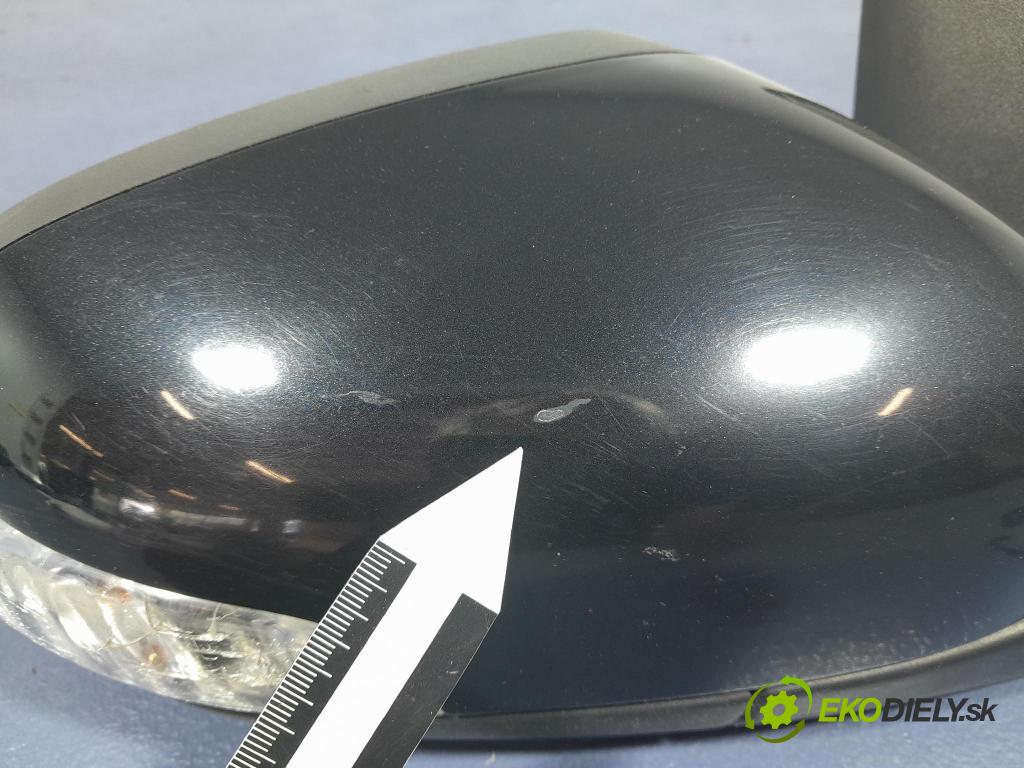 Volvo S40 2006 zpětné zrcátko prave