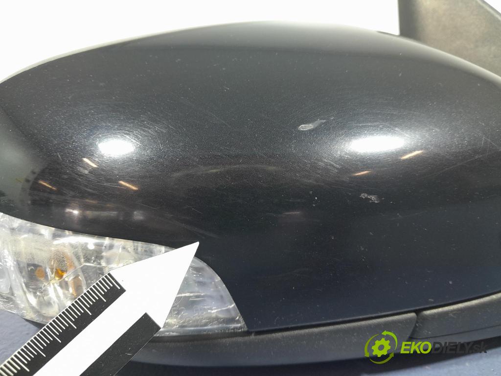 Volvo S40 2006 zpětné zrcátko prave