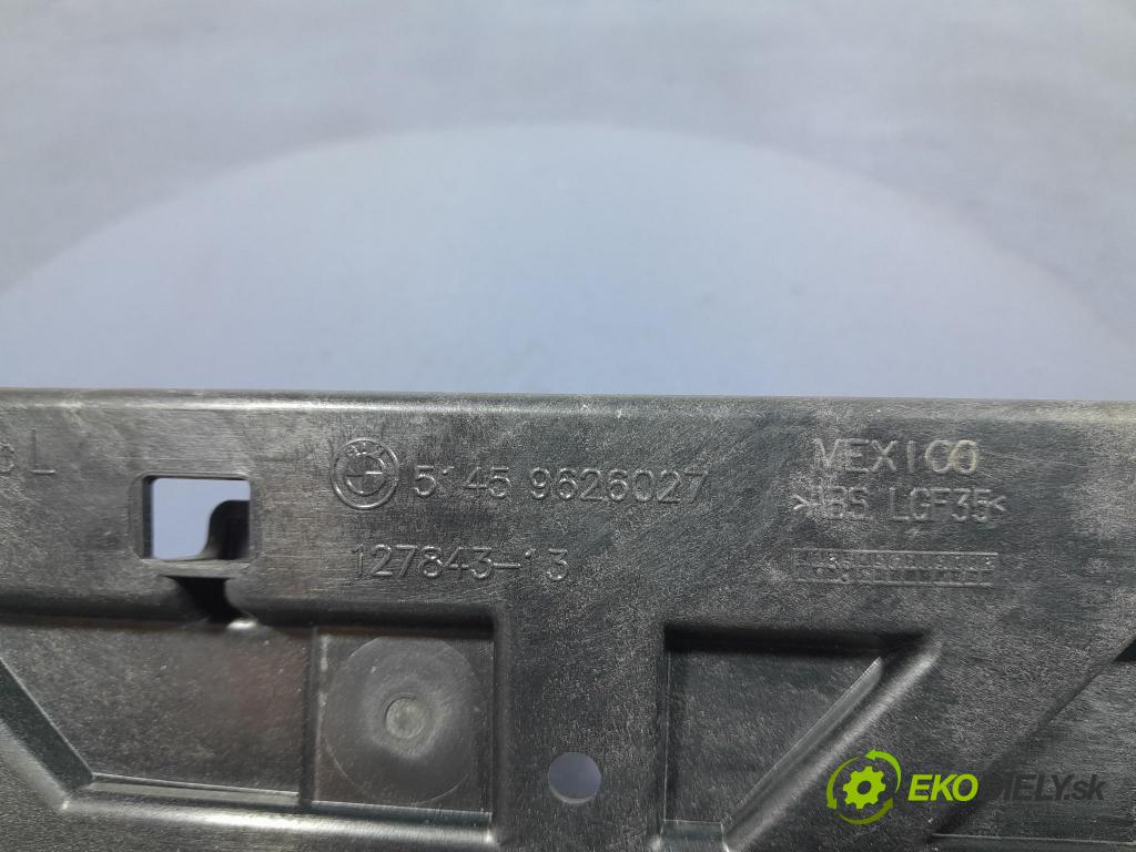 Bmw Seria 3 2023 kryt Plast: Interiéry: 9626027