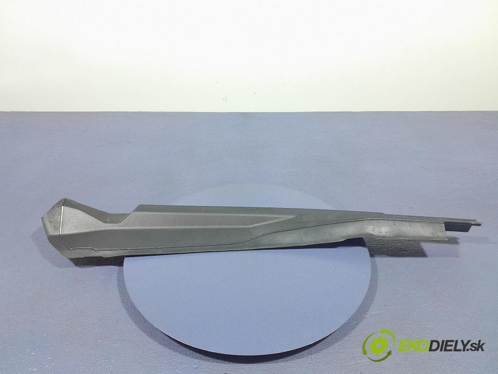 Bmw Seria 3 2023 lišta Dekoratívní: 7419385