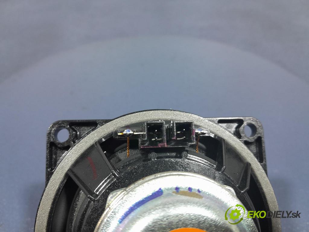 Bmw Seria 3 2023 Reproduktor / Subwoofer: 2622852