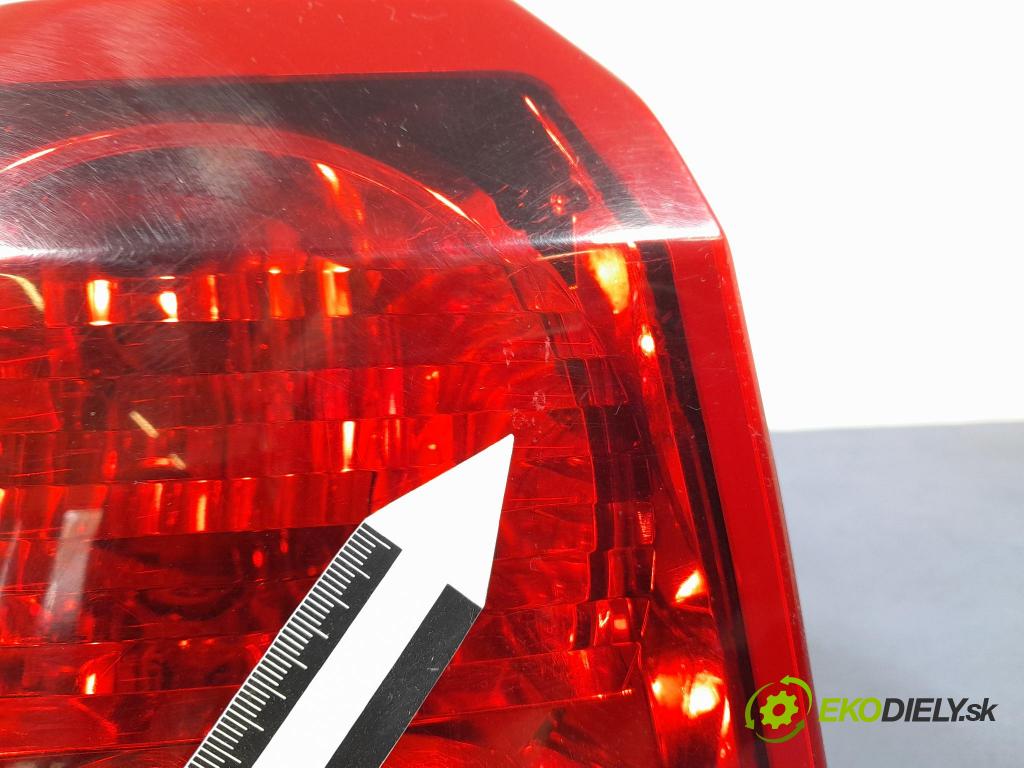 Dodge Caliber 2007 světlo Zad: levá Mimo: 05303753