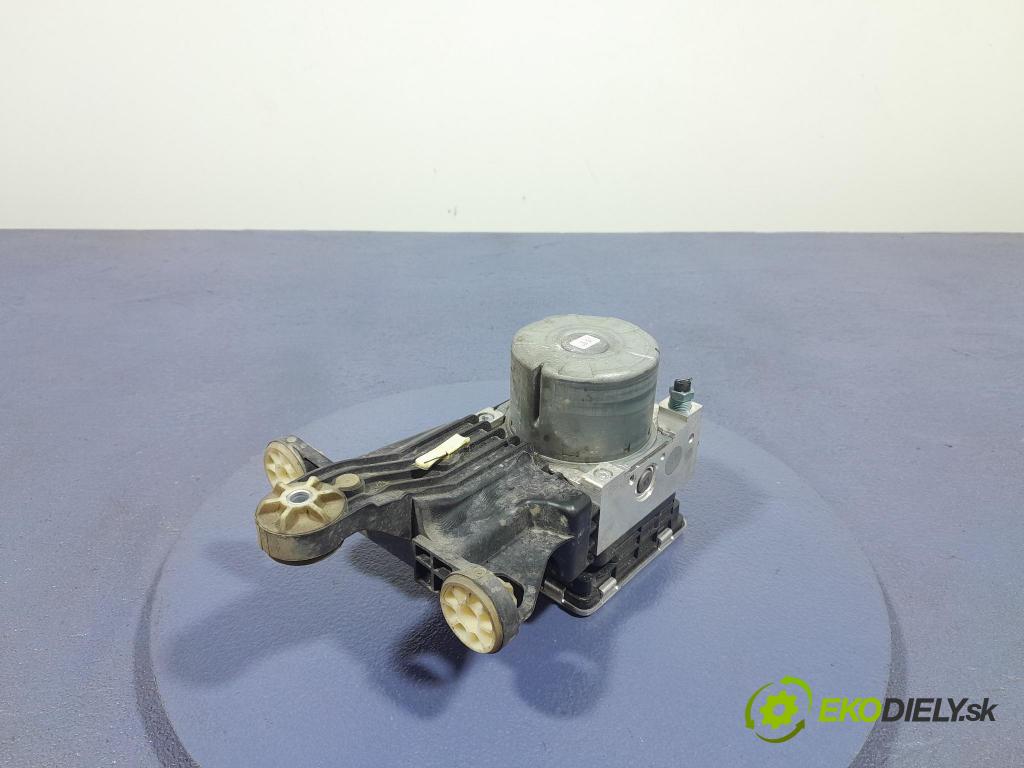 Bmw Seria 3 2023 čerpadlo ABS x 5A6DC48