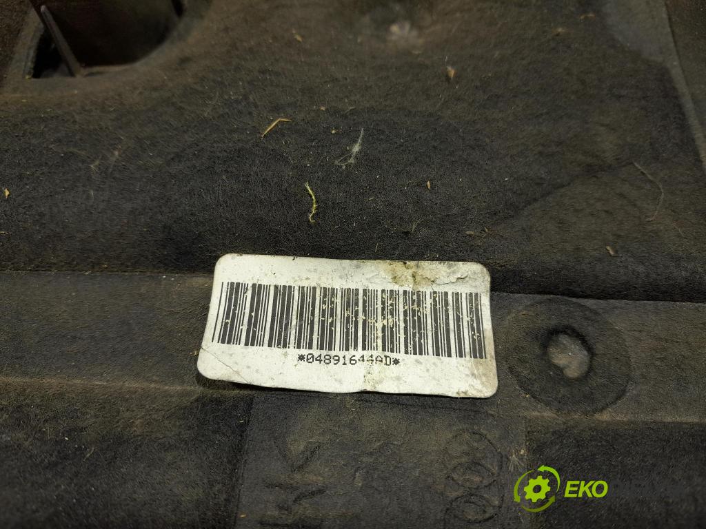 Dodge Caliber 2007 kryt Motor: 04891644AD