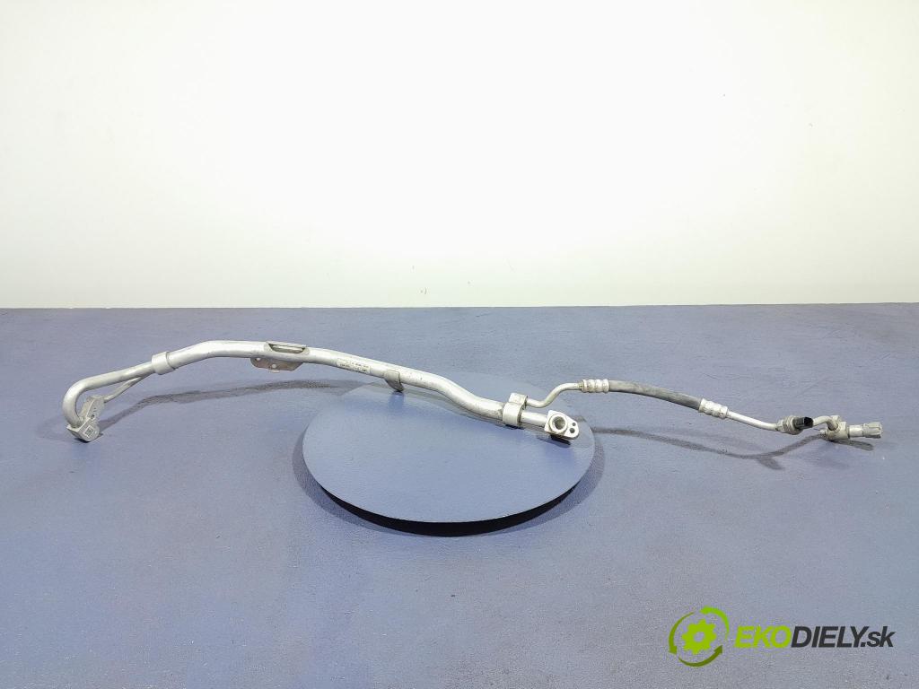 Bmw Seria 3 2023 trubka Klimatizace: 9423280