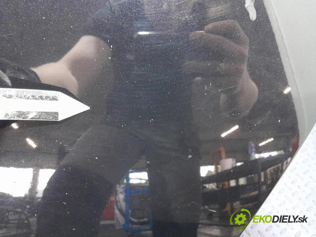 Volvo S40 2006 kapota přední: