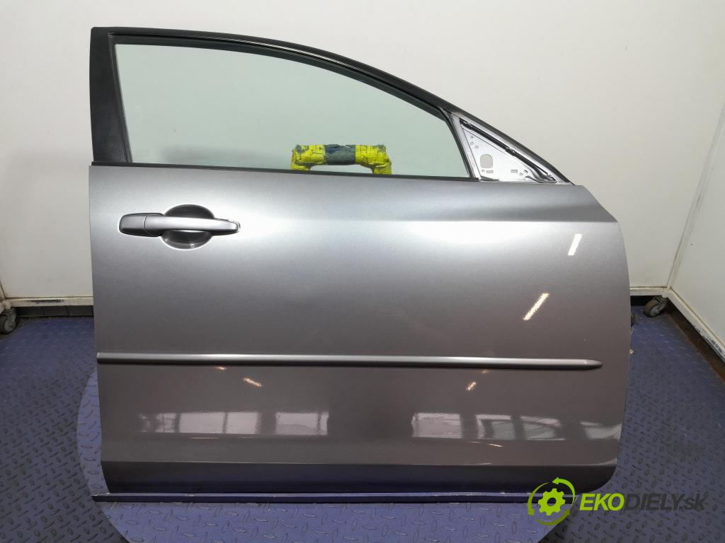 Mazda 3 2006 dvere Predné pravé