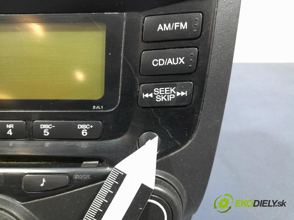 Honda Accord 2004 Radio I Navigácia: 39050-SEF-G520-M