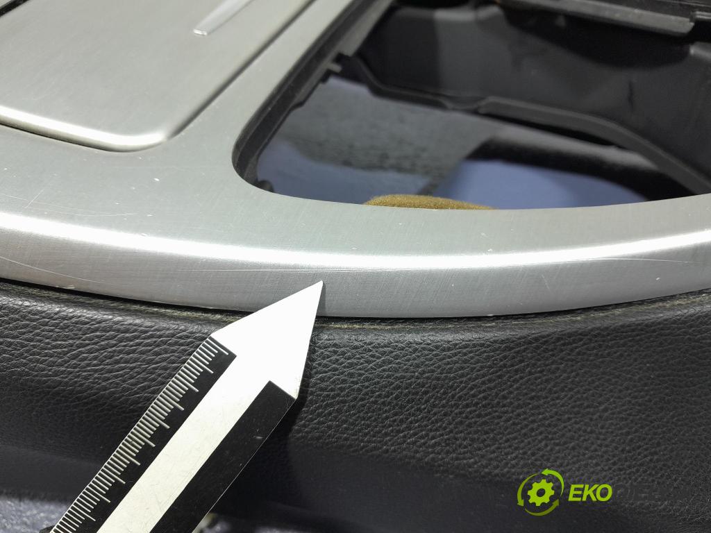 Bmw Seria 3 2009 operadlo