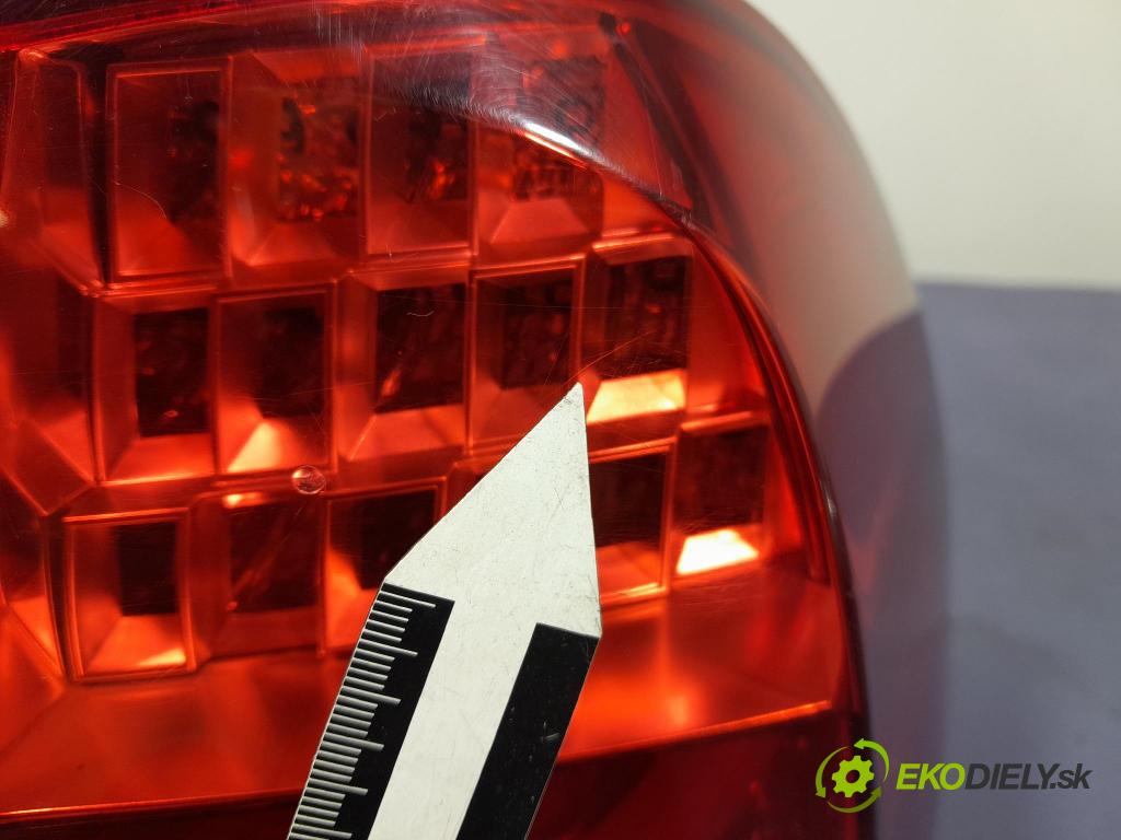 Bmw Seria 3 2009 svetlo / reflektor zad Prava: Vonkajsia: 7289432