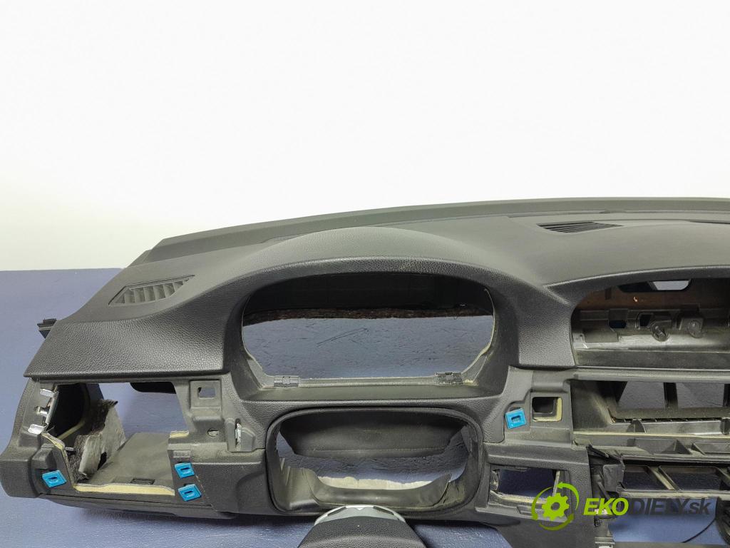Bmw Seria 3 2009 kokpit,pristrojová doska 9120325