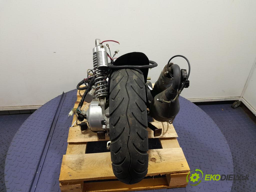 Longjia Exactly 50 2008 motor Benzín: