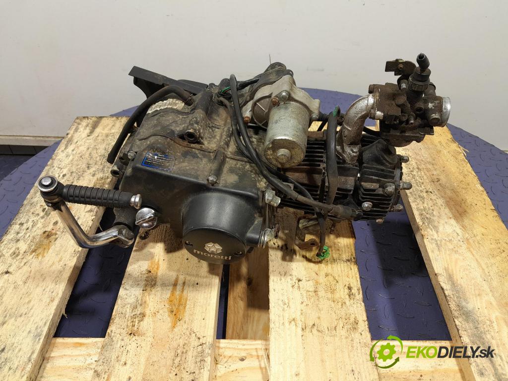 Kymco Activ 50 2008 motor Benzín: