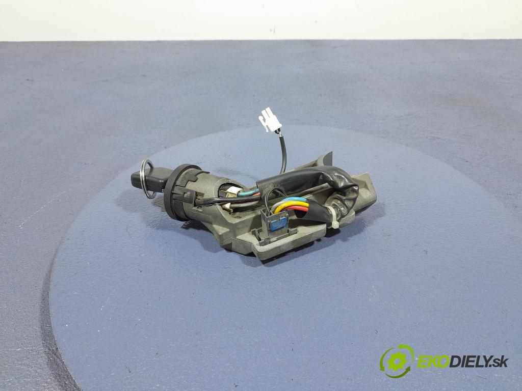 Renault Midlum 2011 Spínač zapaľovania: N0502360