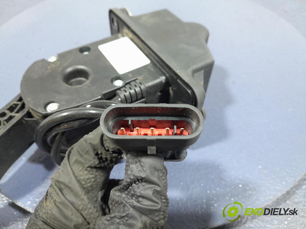 Iveco Stralis 2018 pedal Plyn: 5801331271