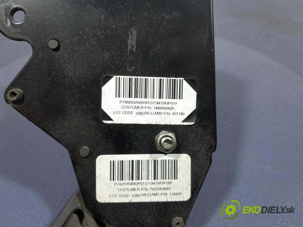 Renault Midlum 2011 pedal Plyn: 7482492420