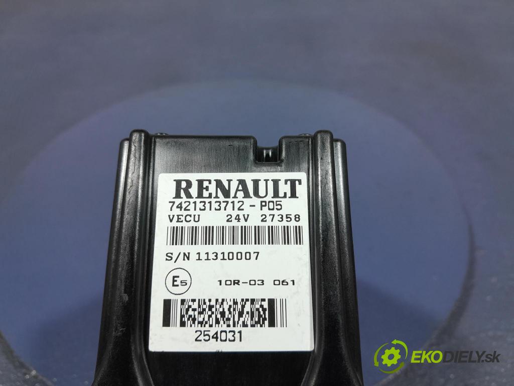 Renault Midlum 2011 řídící jednotka 7421313712