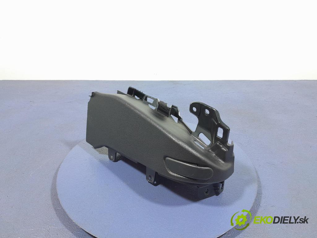 Bmw X6 2023 kryt Plast: Interiéry: 7489735