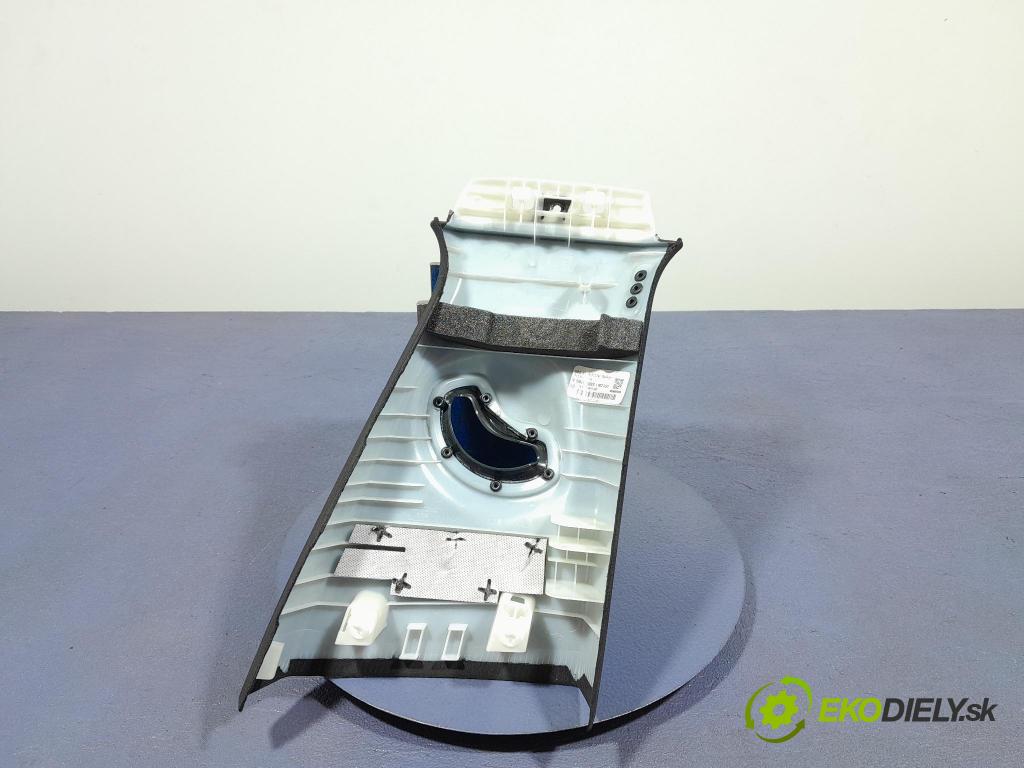 Bmw X6 2023 kryt Plast: Interiéry: 5A0C841