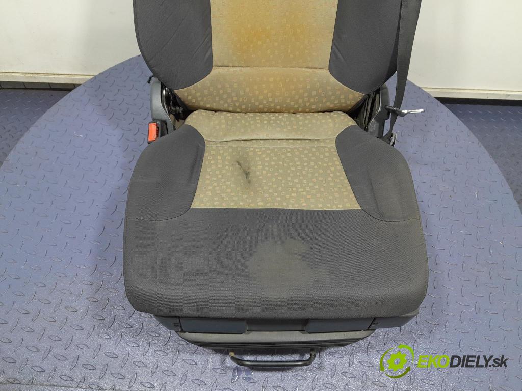 Renault Midlum 2011 Sedadlo Řidiči